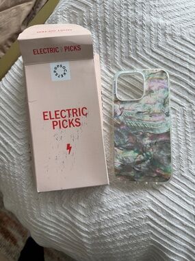 Popsockets Motha of Pearl — iPhone 15 Pro Max MagSafe Case